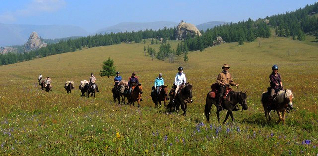 Horse Riding Expedition in Mongolia with Stone Horse