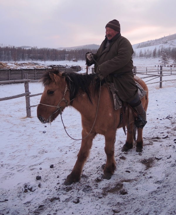 Mongolia horse riding, 